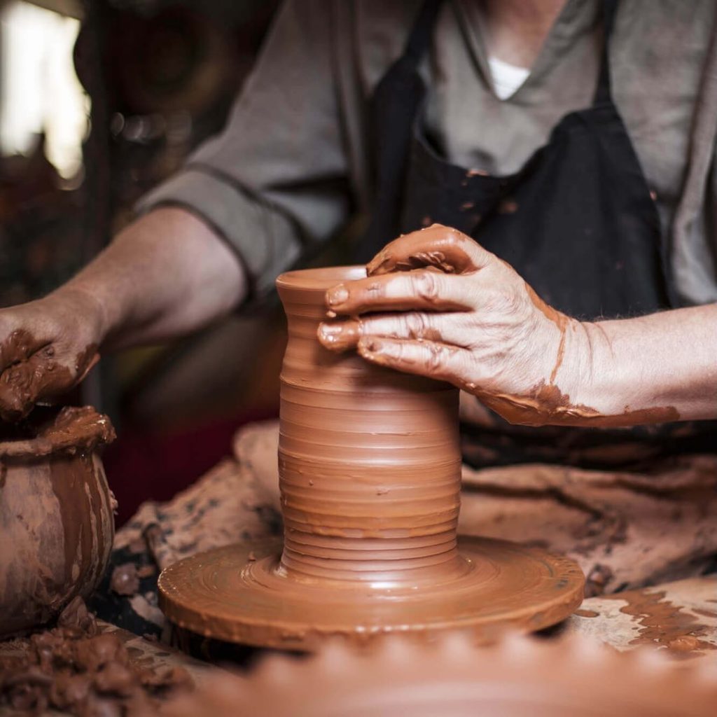 Tresors El Mamoun, Artisan Making Pottery Pot