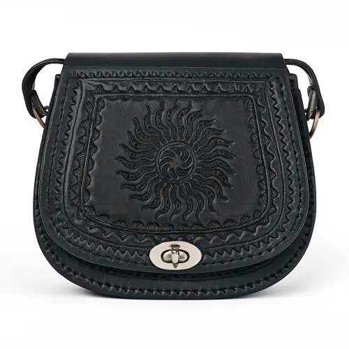 Handcrafted Black Leather Crossbody Bag – Moroccan Artisan Design