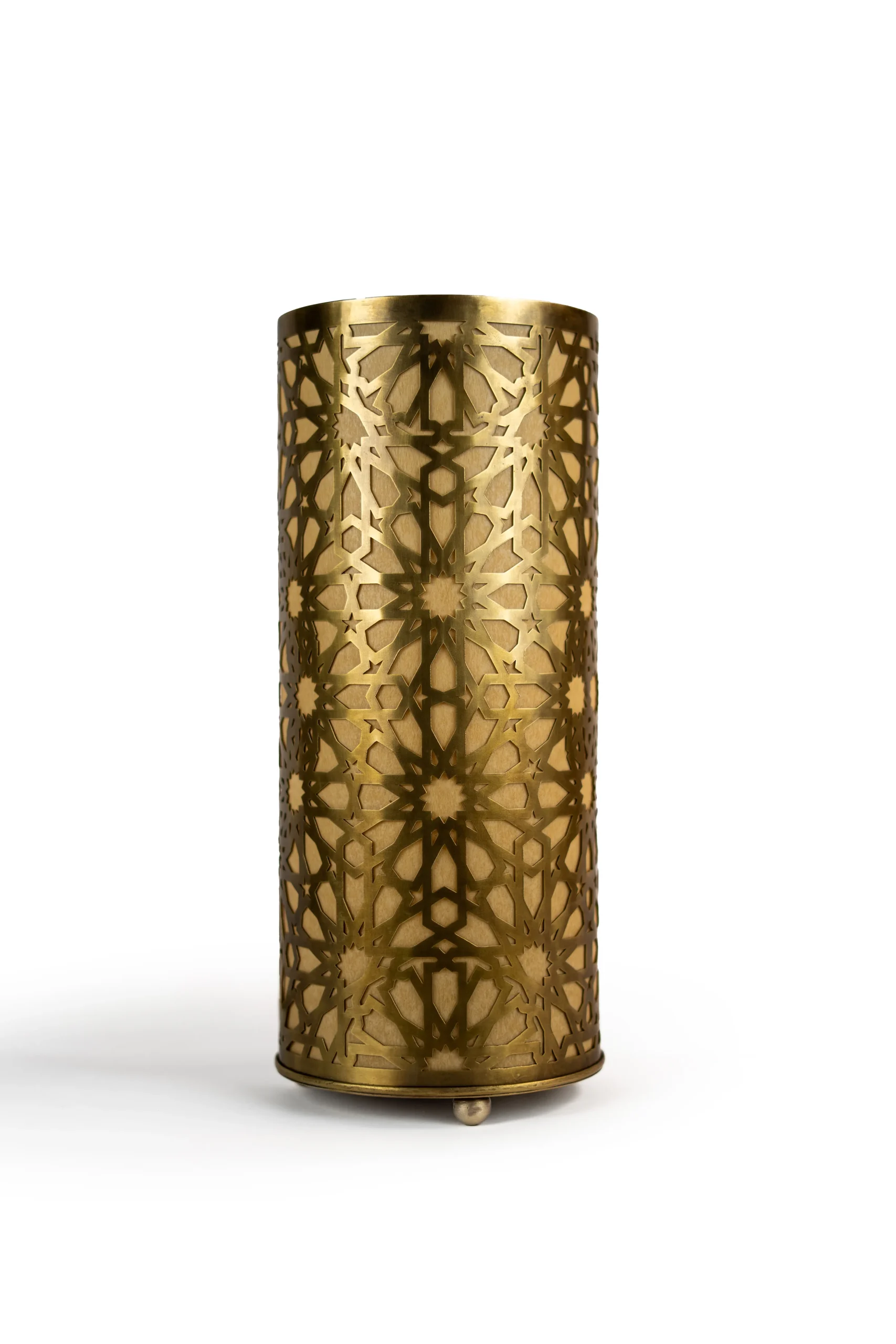 Handcrafted Moroccan Brass Table Lamp – Antique Geometric Cylinder Design