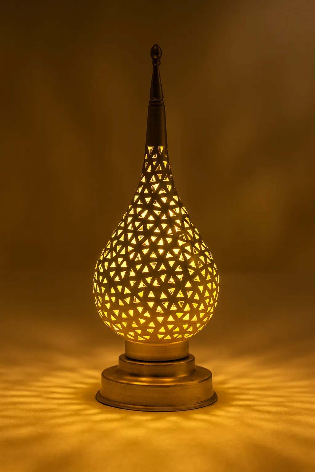 Geometric Teardrop Moroccan Brass Lamp