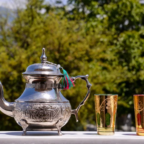 Mint Green Tea Kettles: Choosing the Right Style & Brewing Like a Local