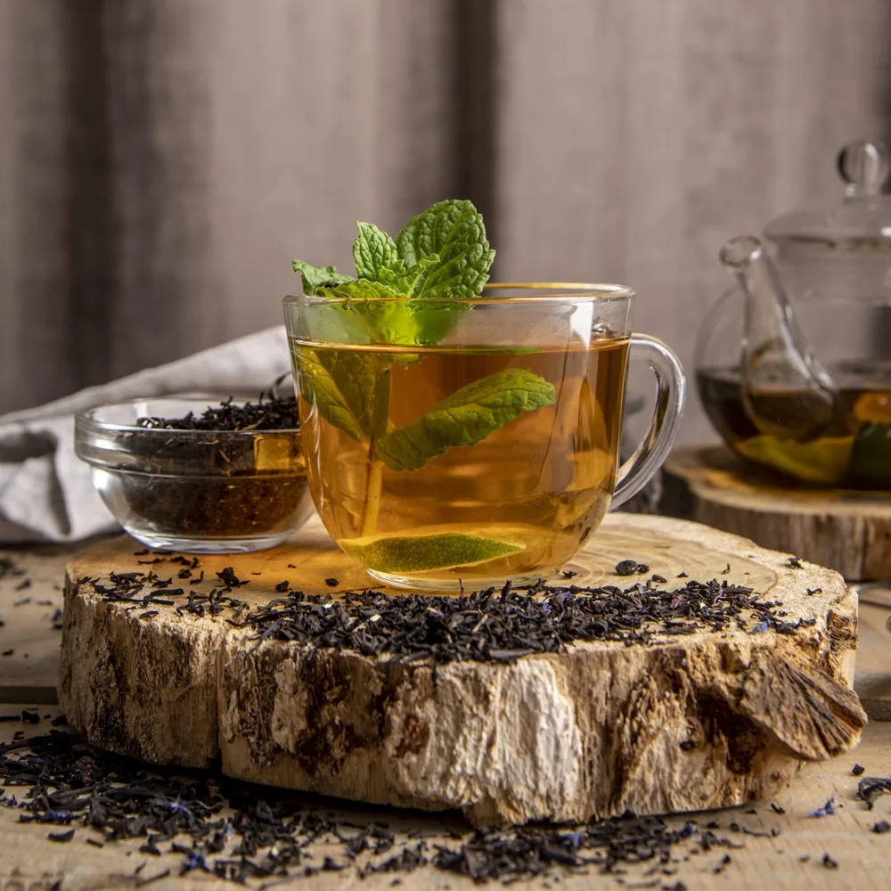 How to Make Green Tea with Fresh Mint at Home